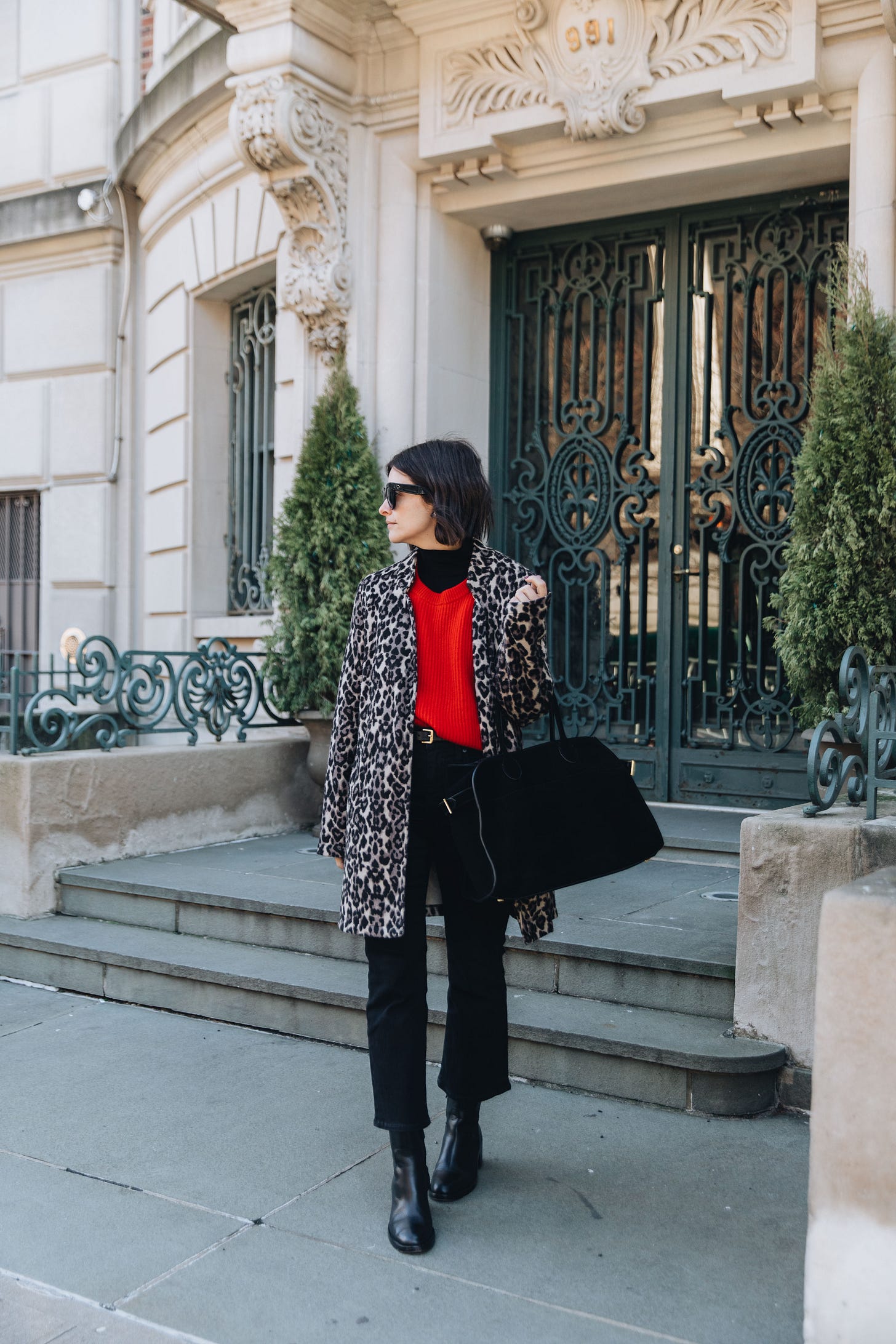 Leopard Coat Over Red Turtleneck and Black Jeans Leopard Coat Over Red Turtleneck and Black Jeans — Leopard Coat Outfits