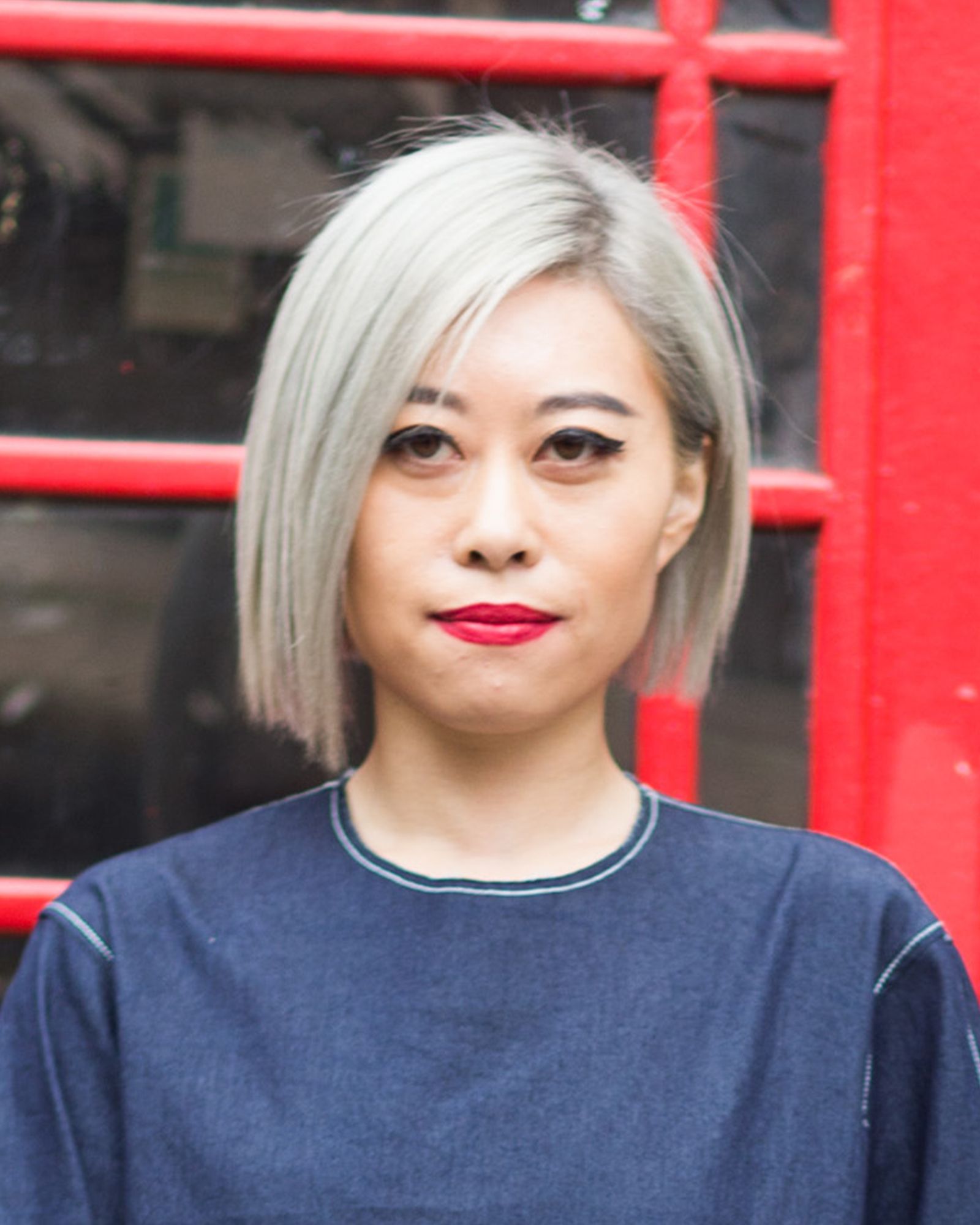 Edgy Ash Gray Pixie With Piecey Bangs Edgy Ash Gray Pixie With Piecey Bangs — Winter Haircuts for Gray Hair