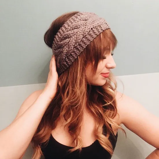 Side-Swept Bangs with Cable Knit Side-Swept Bangs with Cable Knit — Winter Hairstyles with Headband