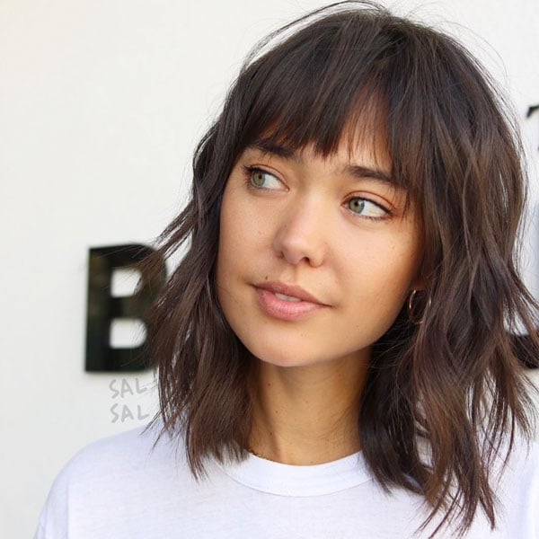 Collarbone Shag With Blunt Bangs Collarbone Shag With Blunt Bangs — Short Winter Haircuts