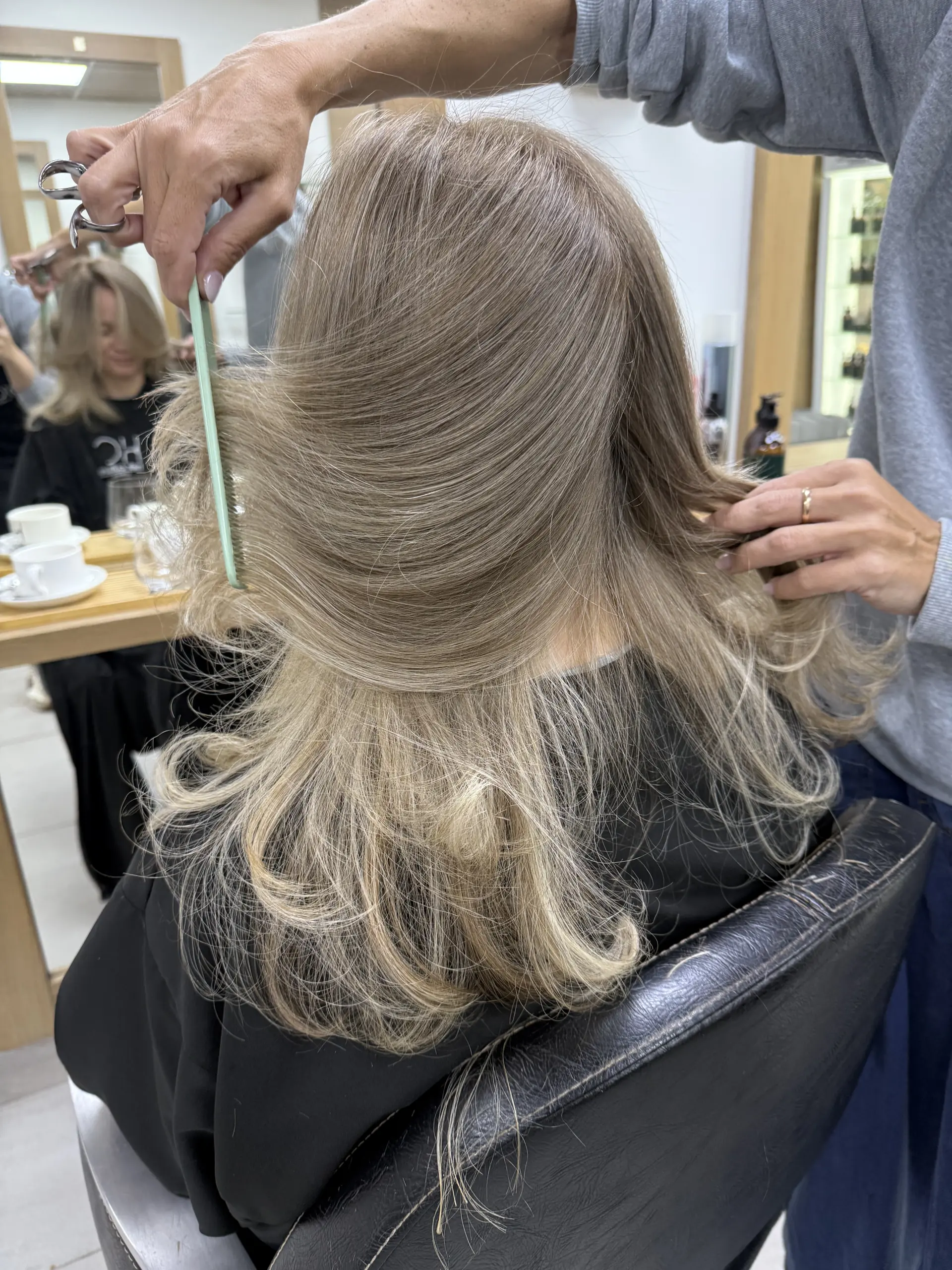 No Bangs Visual Idea No Bangs Visual Idea — Reverse Balayage