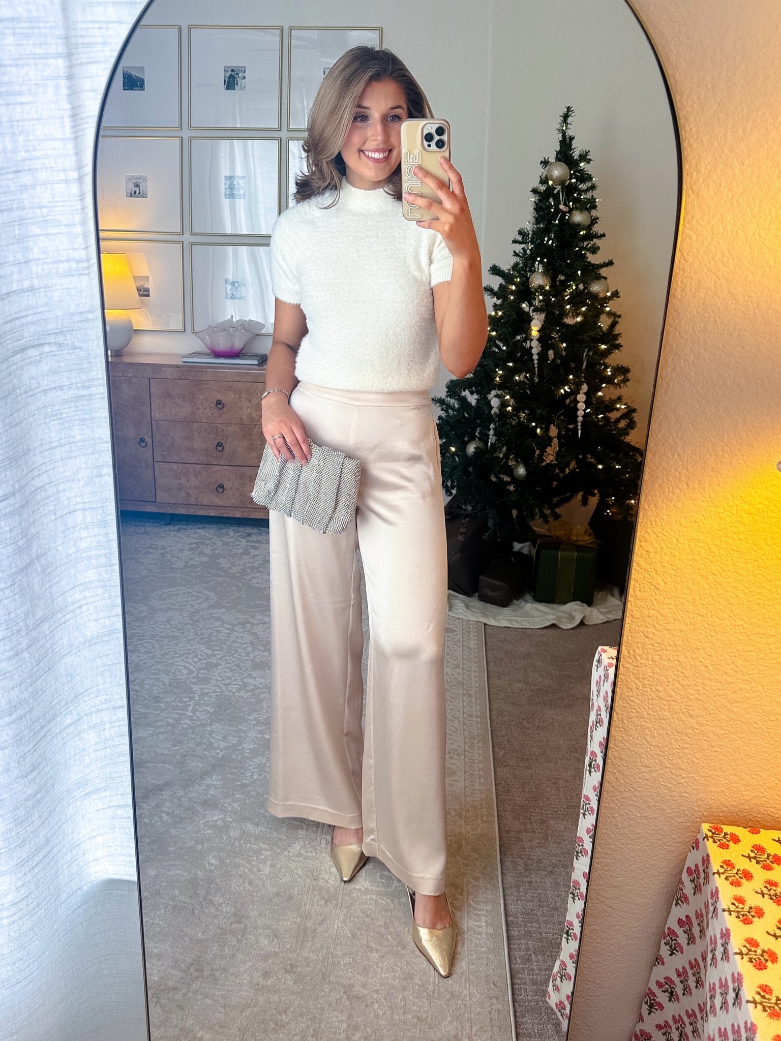 Elegant Satin Trousers Paired with a Cozy Knit Elegant Satin Trousers Paired with a Cozy Knit — Winter Dinner Outfits