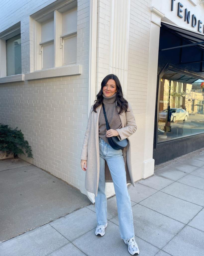 Cozy Beige Coat Over Turtleneck and Wide-Leg Jeans Cozy Beige Coat Over Turtleneck and Wide-Leg Jeans — Winter Church Outfits
