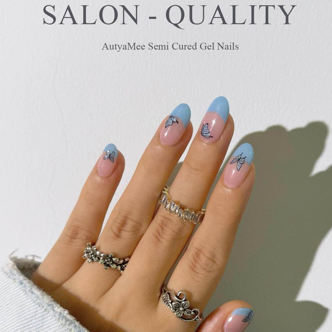 Visual Idea — Winter Gel Nails