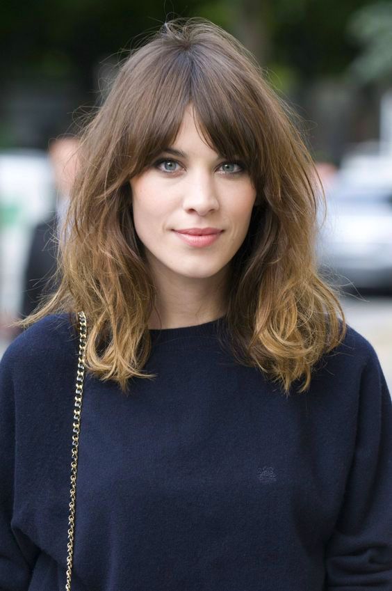 Collarbone Curtain Bangs With Soft Waves Collarbone Curtain Bangs With Soft Waves — Winter Haircuts for Oval Faces