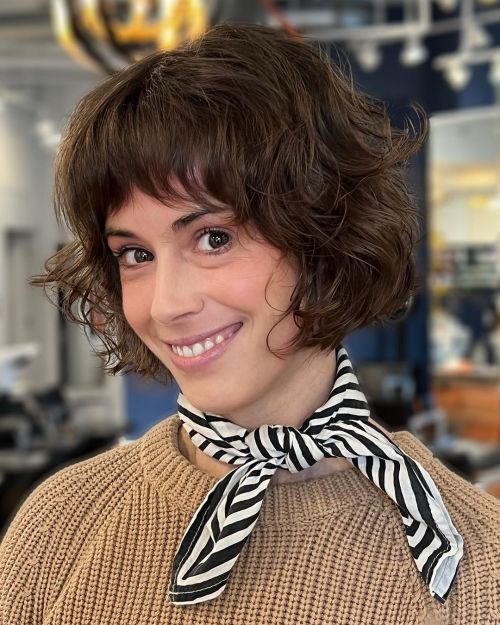 Textured Wavy Chin Bob With Dark Brown Textured Wavy Chin Bob With Dark Brown — Winter Haircuts with Curtain Bangs