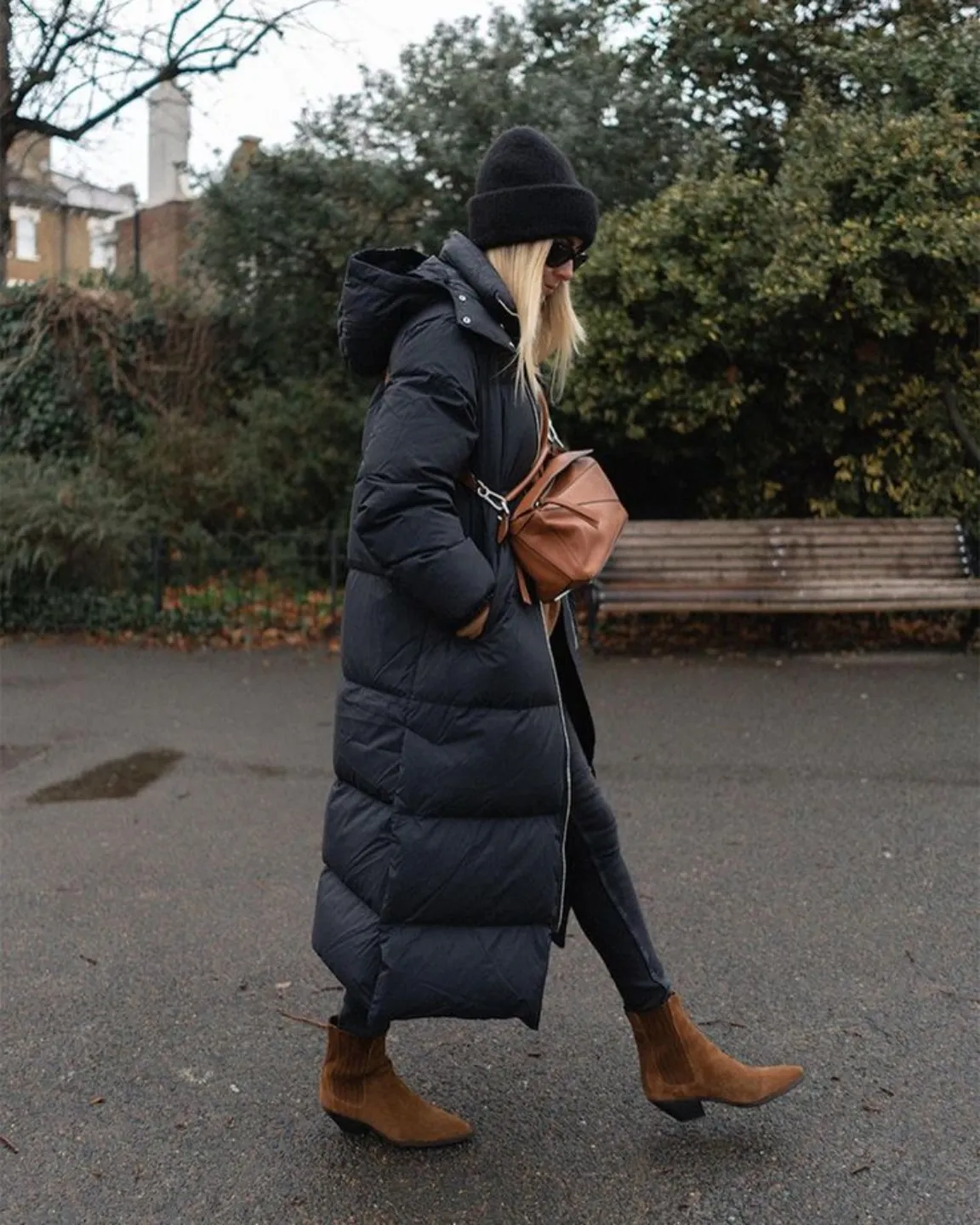 Longline Puffer Coat for Ultimate Winter Warmth Longline Puffer Coat for Ultimate Winter Warmth — Late Winter Outfits