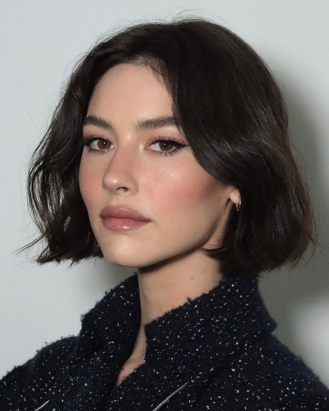 Collarbone Bob with Wispy Bangs — Winter Bob Haircuts