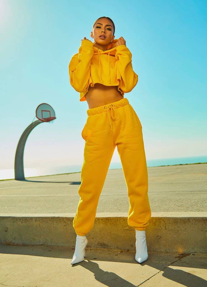 Bright Yellow Cropped Hoodie and Sweatpants Set Bright Yellow Cropped Hoodie and Sweatpants Set — Baddie Winter Outfits