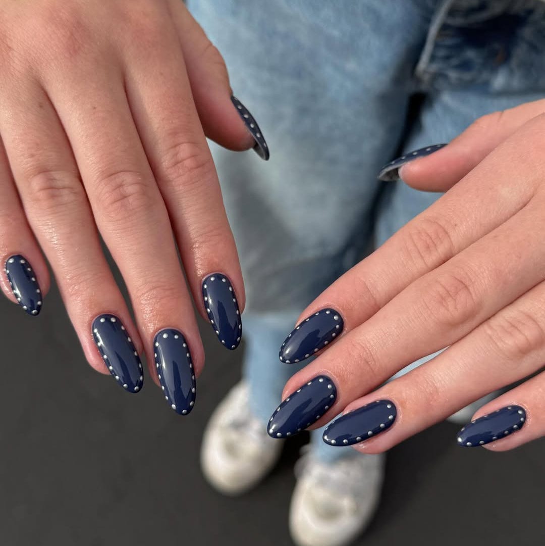 Medium Stiletto Navy Blue Studded Nails Medium Stiletto Navy Blue Studded Nails — Trendy Simple Nail Designs