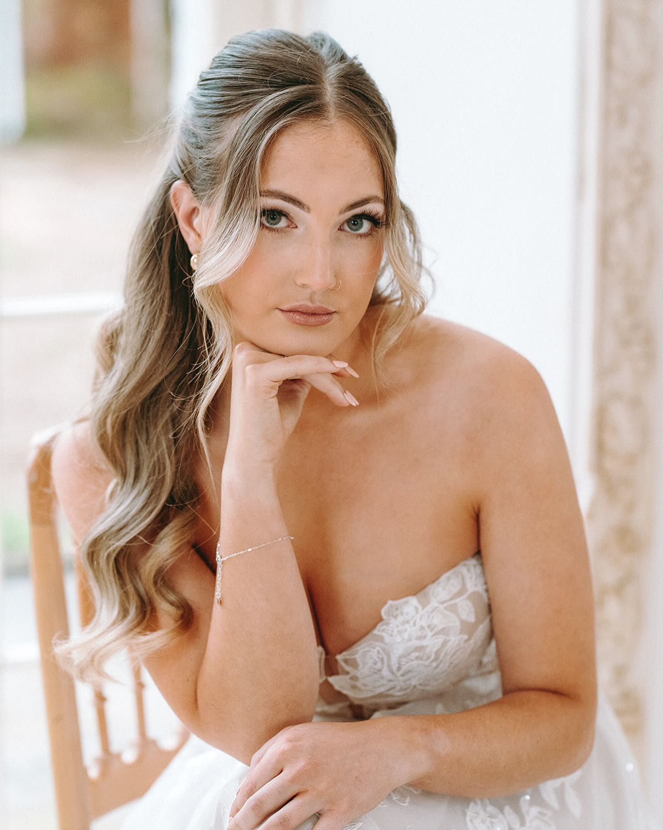 32 Gorgeous Half Up Half Down Wedding Hairstyles to Inspire | Make Me Bridal