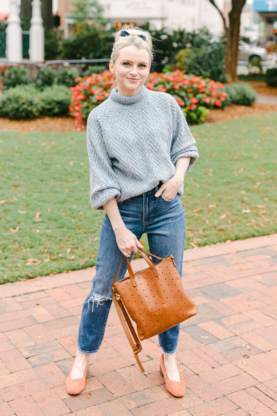 Herringbone Knit Sweater with Block Heels Herringbone Knit Sweater with Block Heels — Warm Winter Outfits