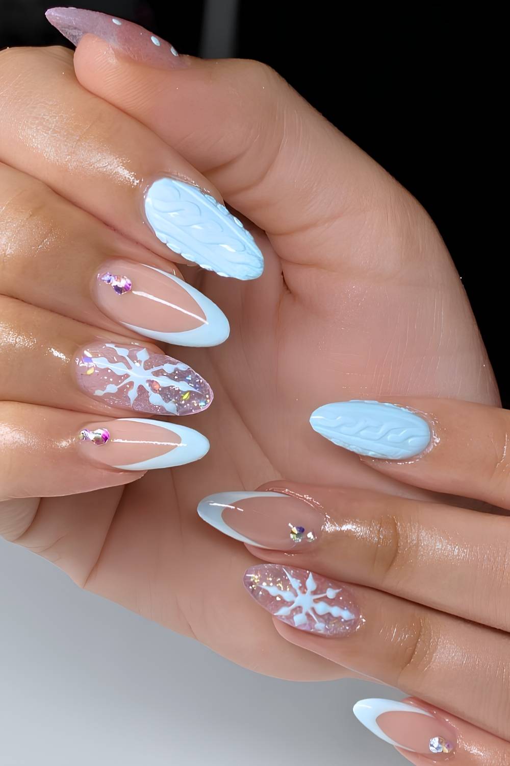 Mixed Media Winter Almond Nails Mixed Media Winter Almond Nails — Icy Blue Nails