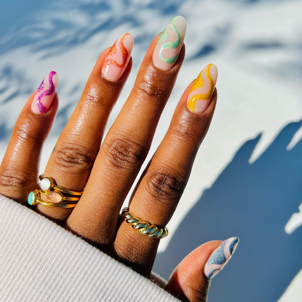 Medium Almond Neon Glitter Wavy Lines Medium Almond Neon Glitter Wavy Lines — Trendy Simple Nail Designs
