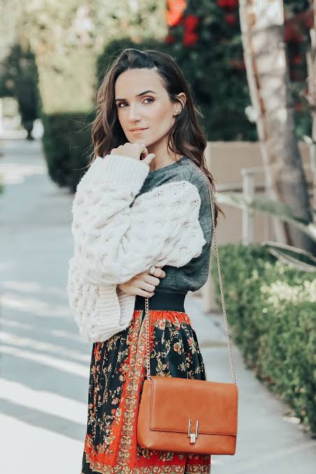 Cream Cable-Knit Sweater Over Grey Top with Floral Midi Skirt Cream Cable-Knit Sweater Over Grey Top with Floral Midi Skirt — Sweater Outfits