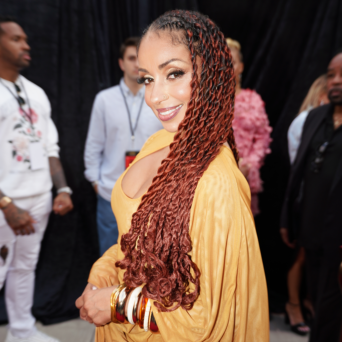 34 Low-Maintenance Twist Hairstyles to Try This Season