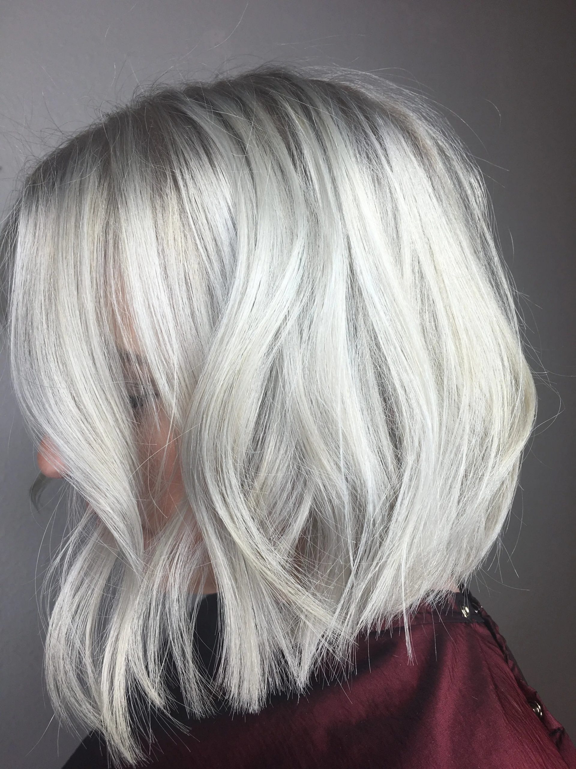 Platinum Blonde Bob With Ash Gray Blend Platinum Blonde Bob With Ash Gray Blend — Gray Blending Highlights
