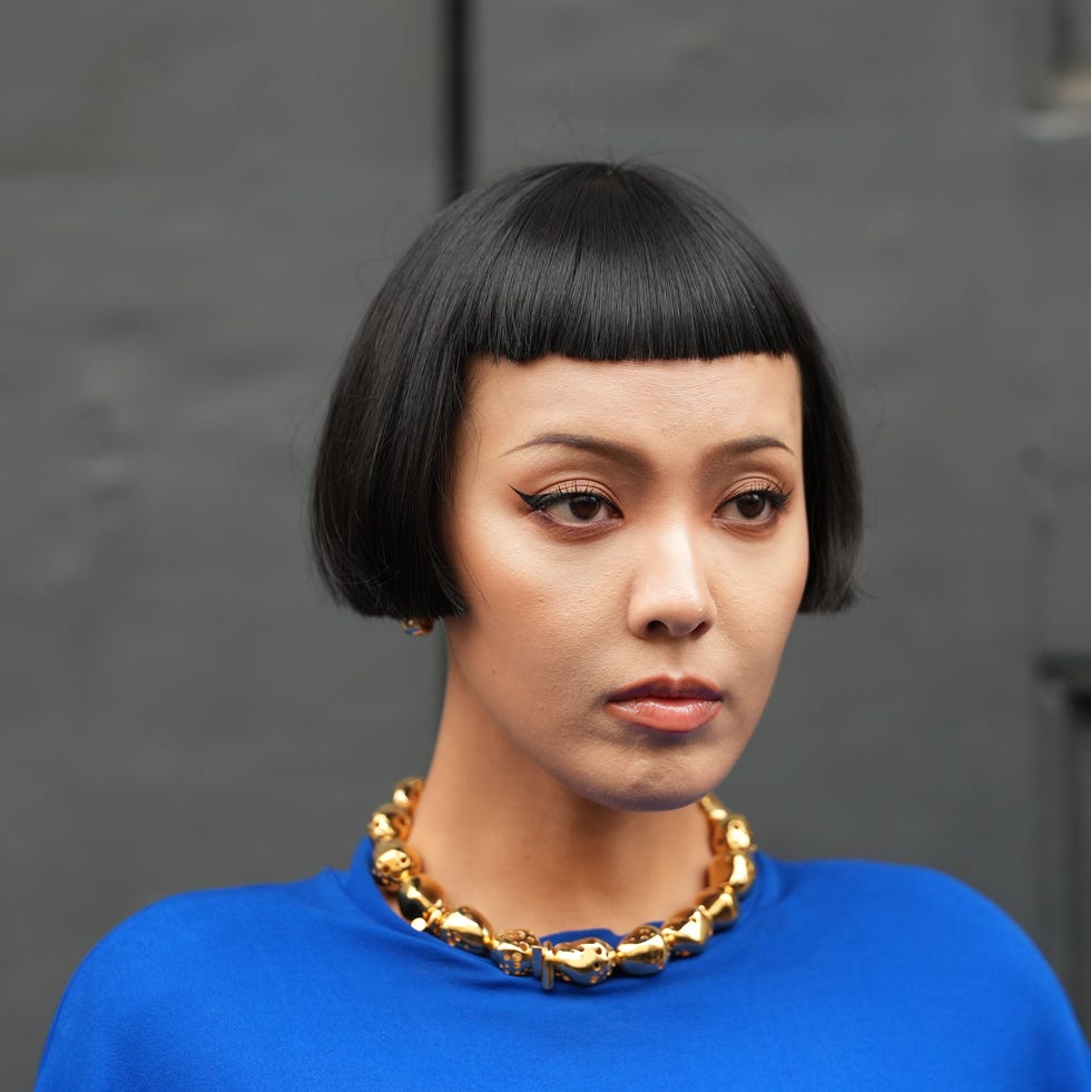 Sleek Black Bob With Micro Bangs Sleek Black Bob With Micro Bangs — Short Winter Haircuts