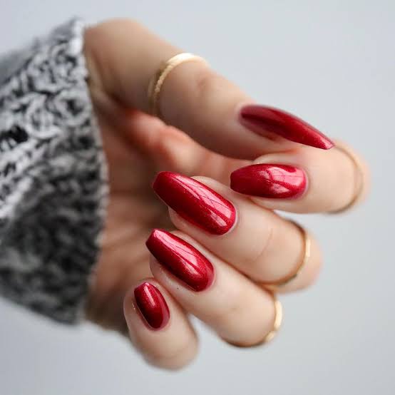 Vibrant Metallic Chrome Coffin — Winter Red Nails