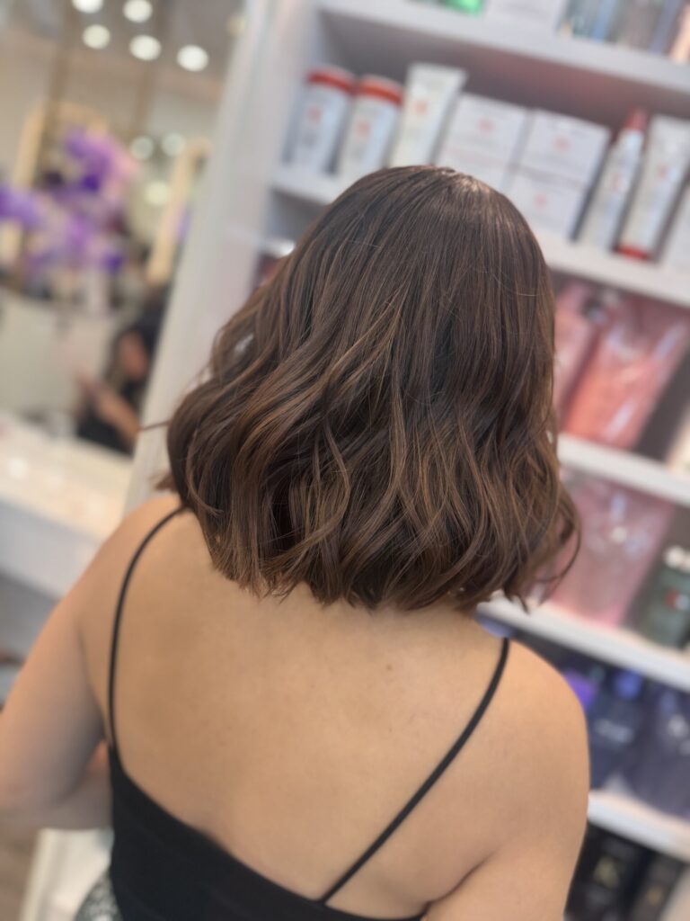 Medium Brown Bob With Caramel Highlights Medium Brown Bob With Caramel Highlights — Winter Brown Hair Colors