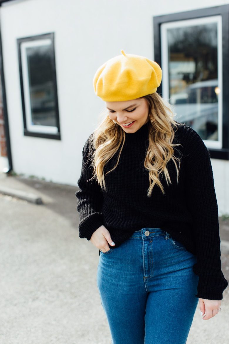 Bright Yellow Beret with Knit Sweater and Blue Jeans Bright Yellow Beret with Knit Sweater and Blue Jeans — Beret Outfits