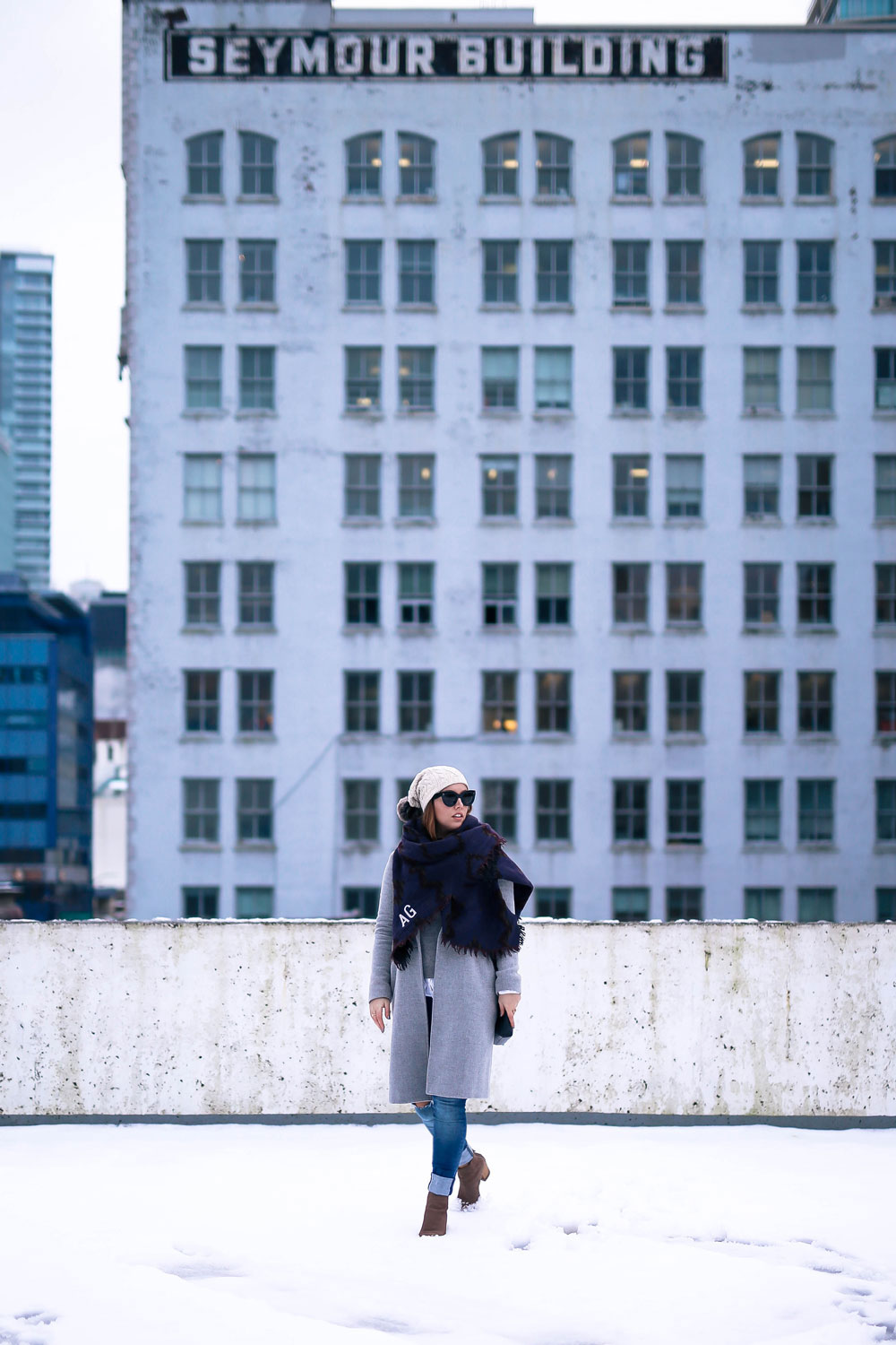Longline Cardigan with Bold Scarf and Beanie Longline Cardigan with Bold Scarf and Beanie — Chicago Winter Outfits