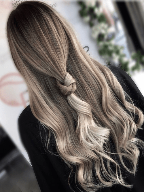 Ash Blonde With Platinum and Beige Ash Blonde With Platinum and Beige — Reverse Balayage