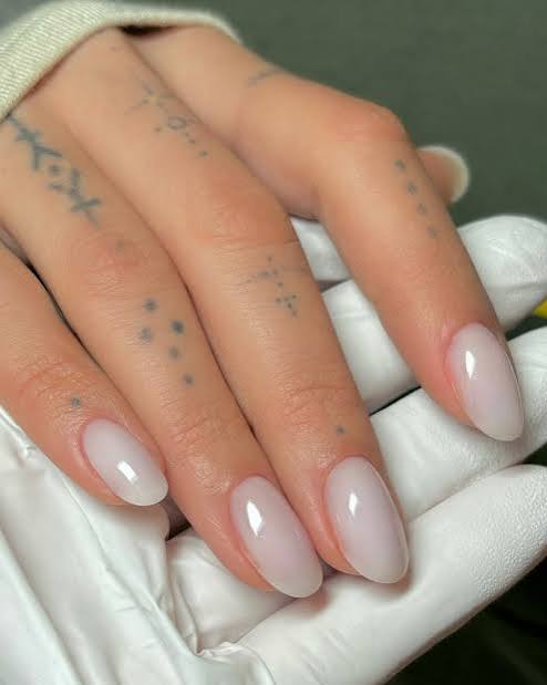 Glossy Pale Pinkish-White Almonds — Neutral Nail Colors