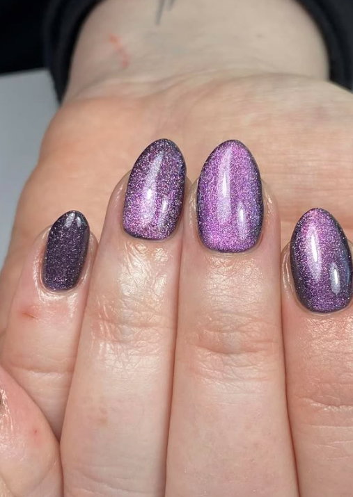 Magnetic Cat Eye Purple Ovals — Winter Purple Nails