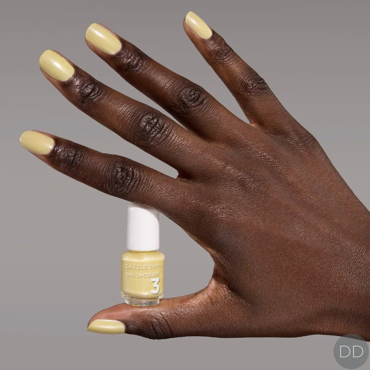 Pale Yellow Shimmer Semi-Sheer Short Oval Nails Pale Yellow Shimmer Semi-Sheer Short Oval Nails — Winter Nail Colors for Dark Skin