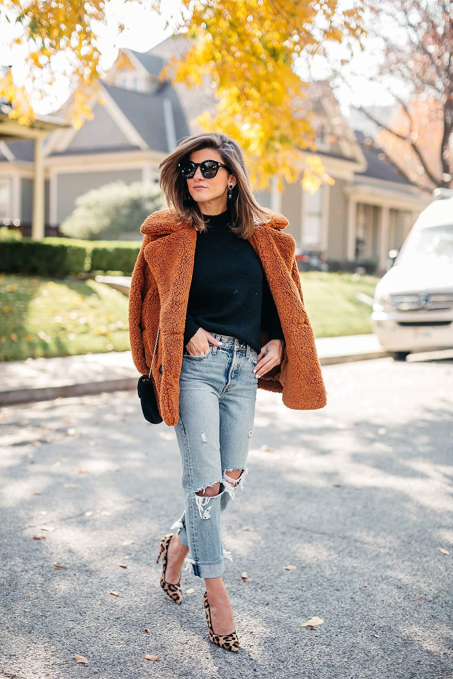 Rust Teddy Coat Over Black Turtleneck and Ripped Jeans for Casual Daytime Style Rust Teddy Coat Over Black Turtleneck and Ripped Jeans for Casual Daytime Style — December Outfits