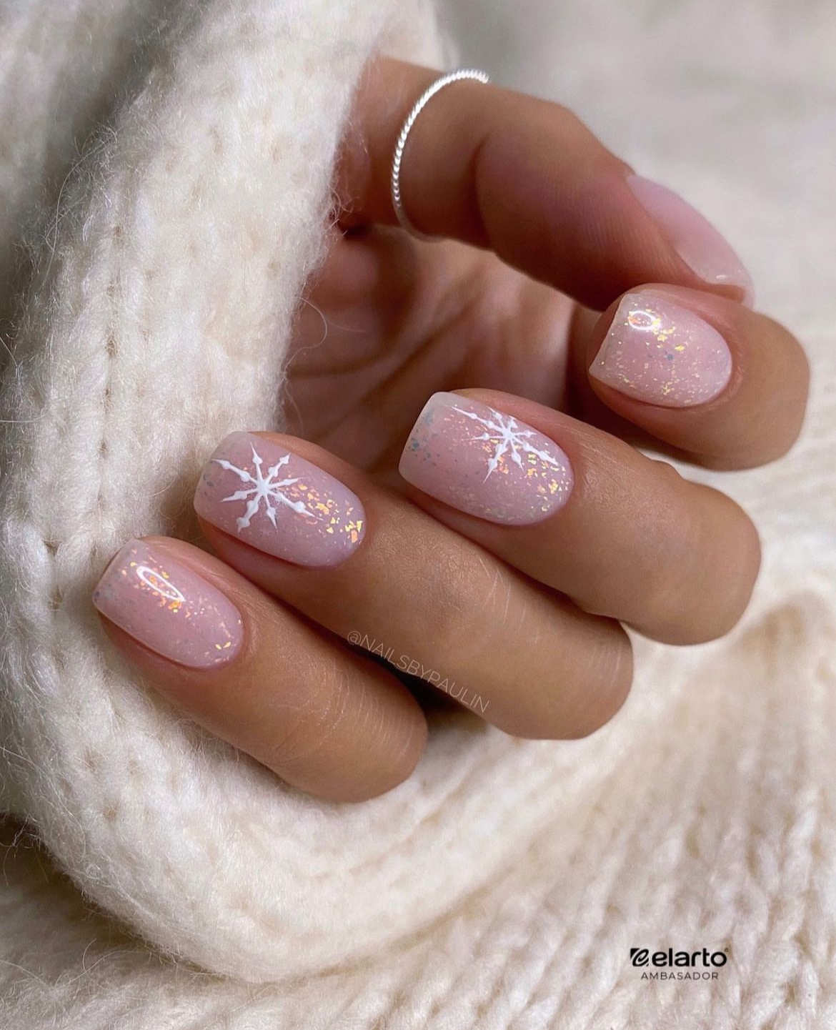 Pale Pink Shimmer Snowflake Decal Nails Pale Pink Shimmer Snowflake Decal Nails — Short Winter Square Nails