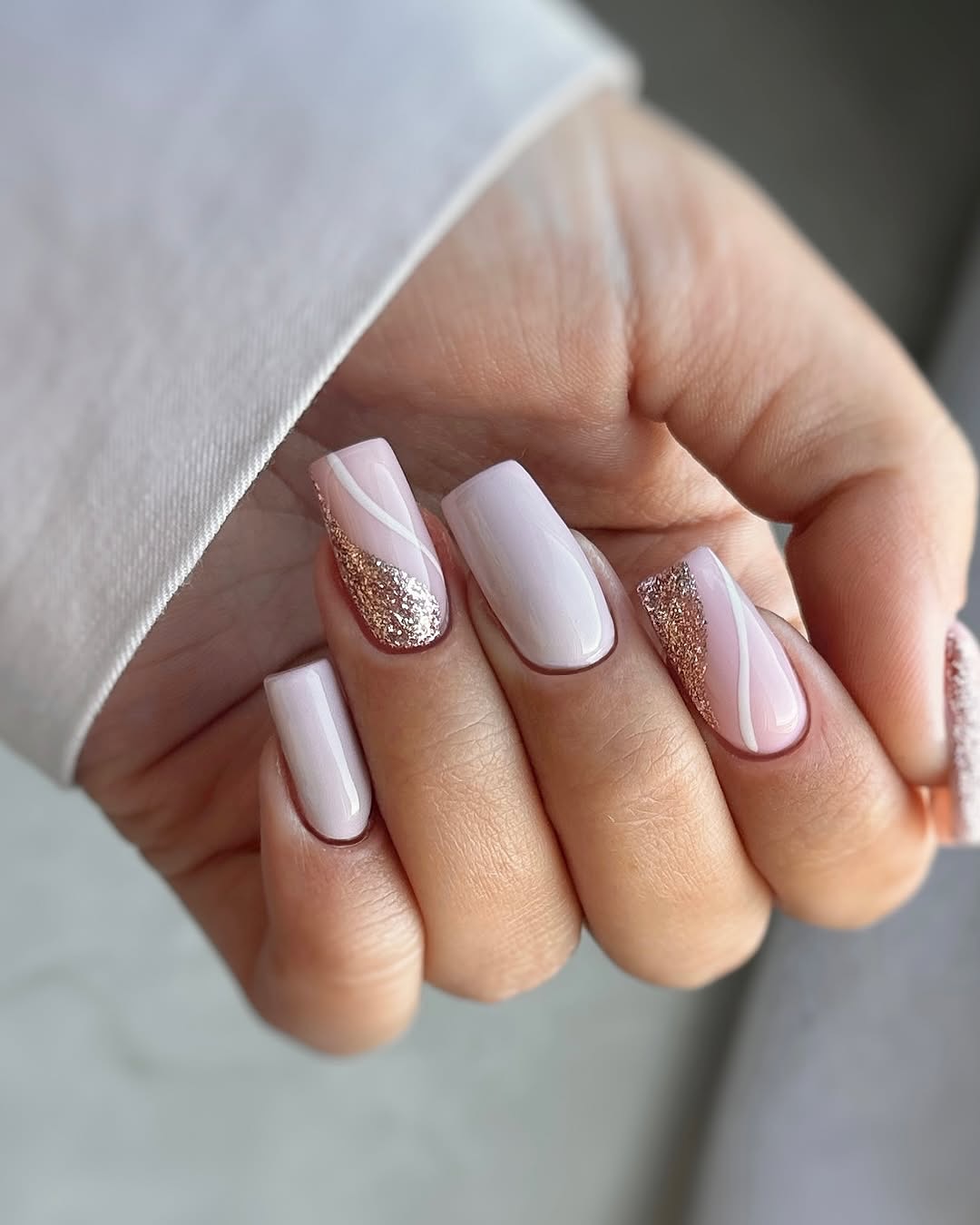 Rose Gold Glitter Lines Ombre — Winter Ombre Nails