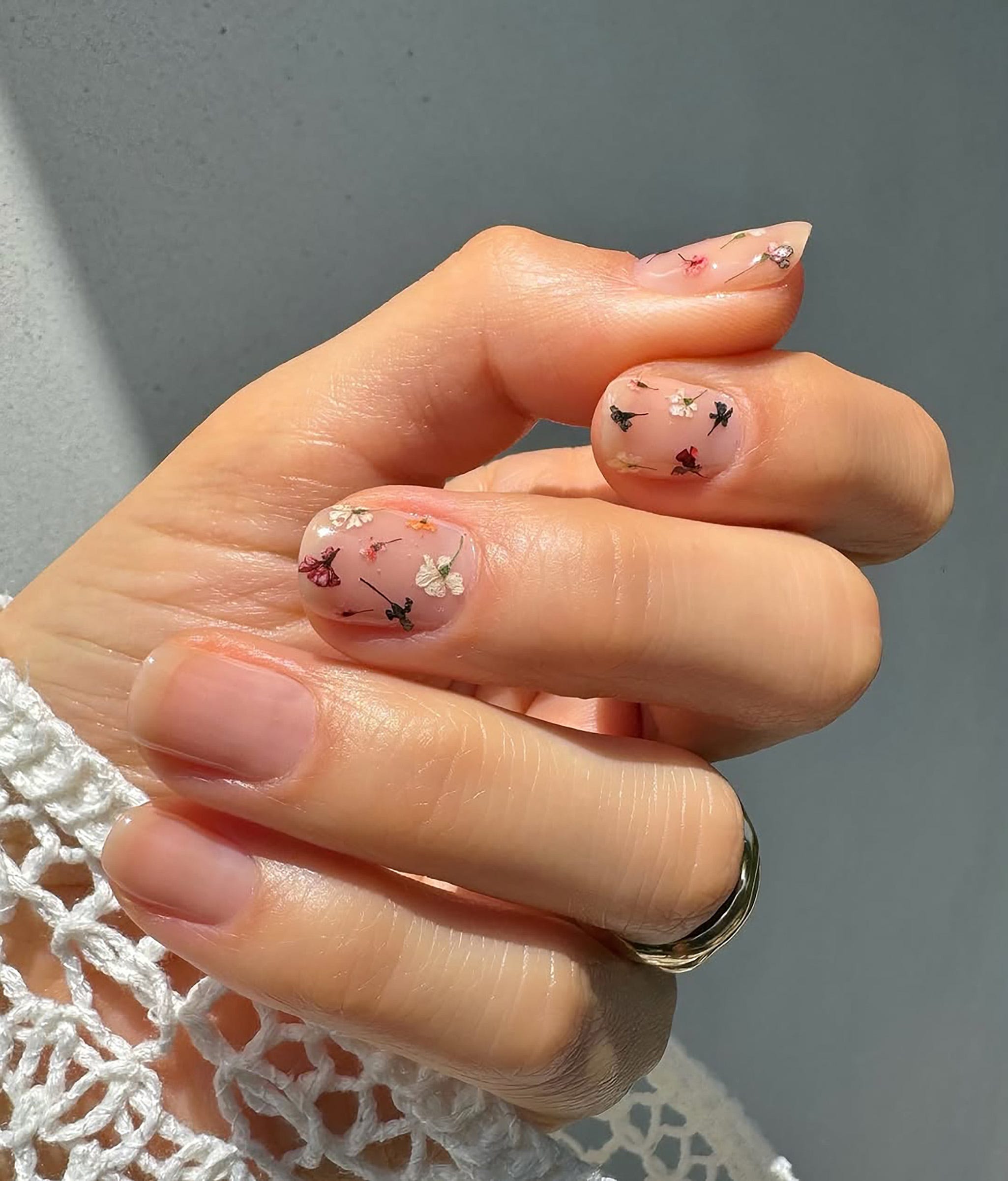 Short Square Embedded Dried Flowers — Winter to Spring Transition Nails