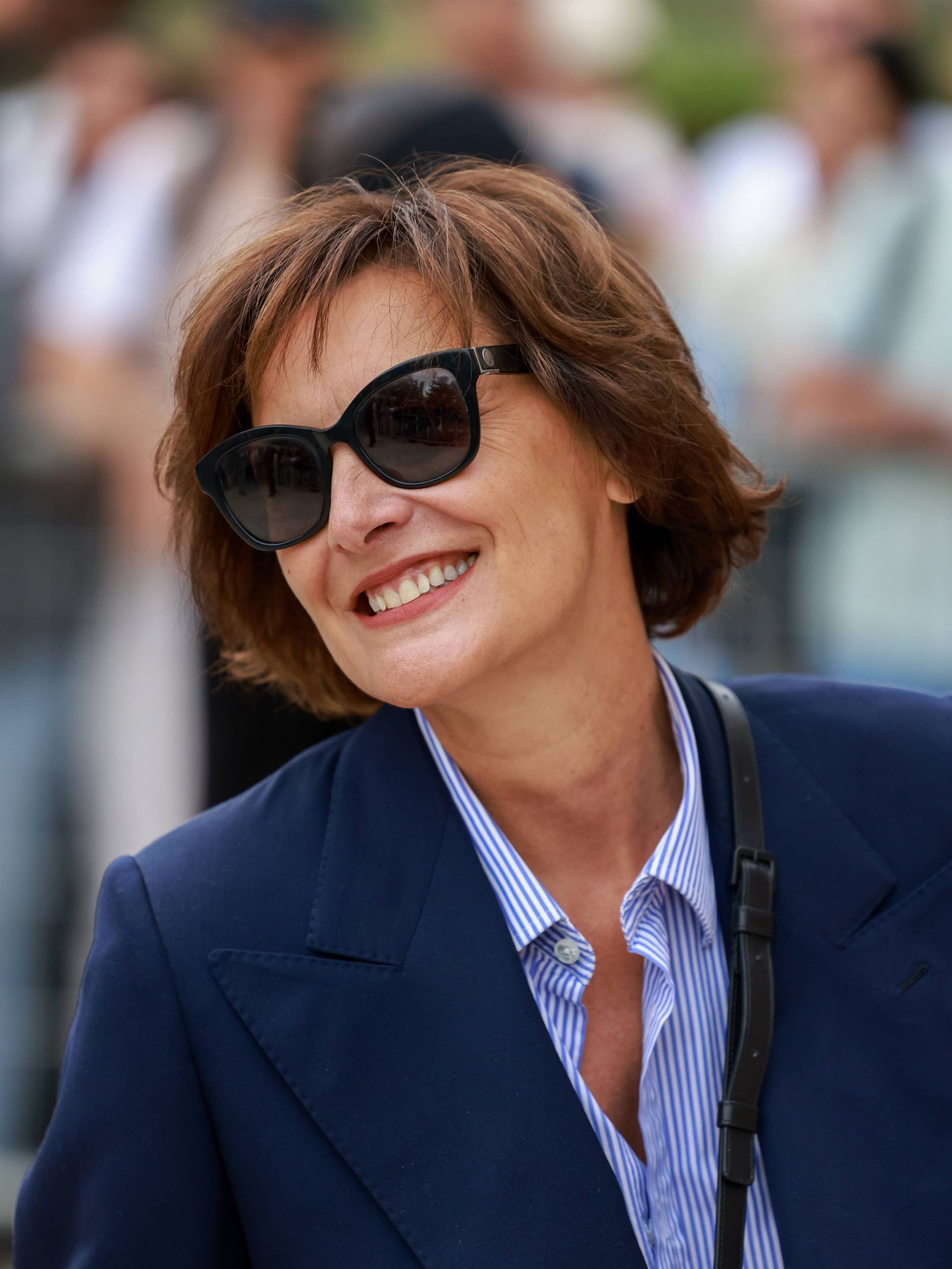 7 Best Youthful Layered Hairstyles for Women Over 50 - Parade
