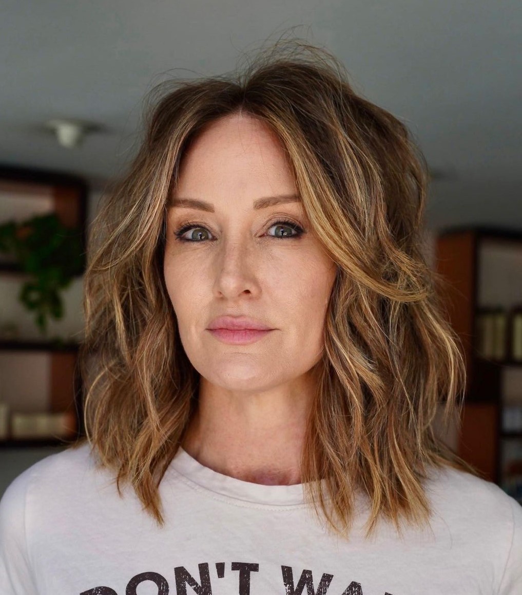 Textured Collarbone Lob — Winter Hairstyles for Women Over 50