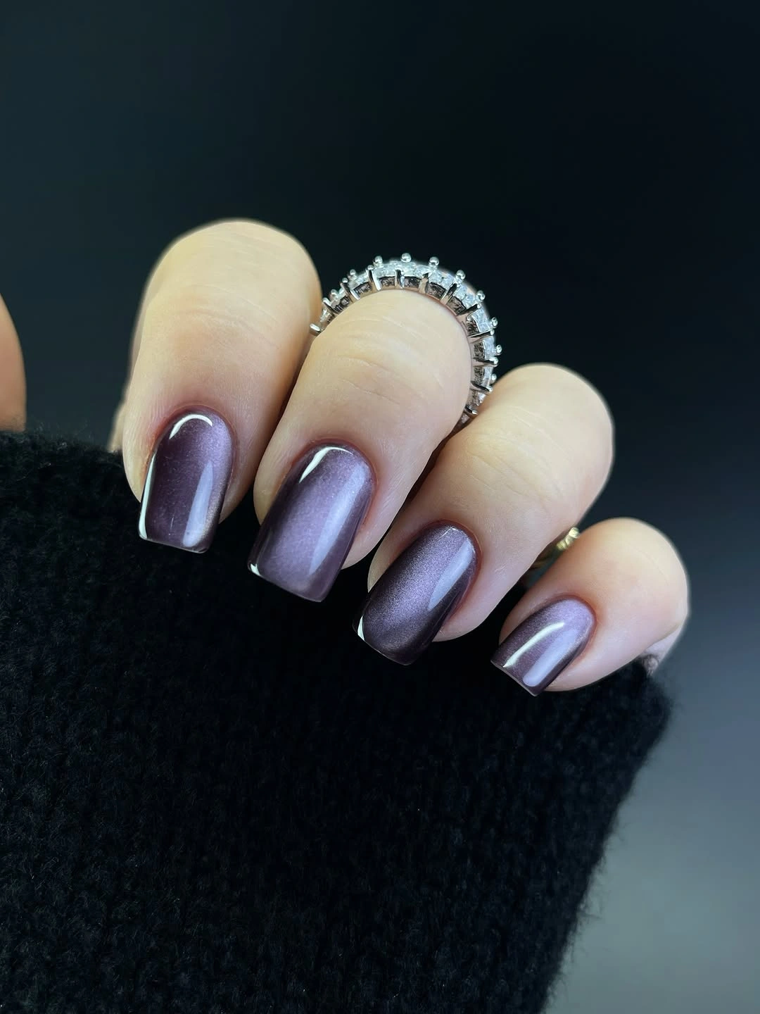 Short plum nails with smoky reflective sheen