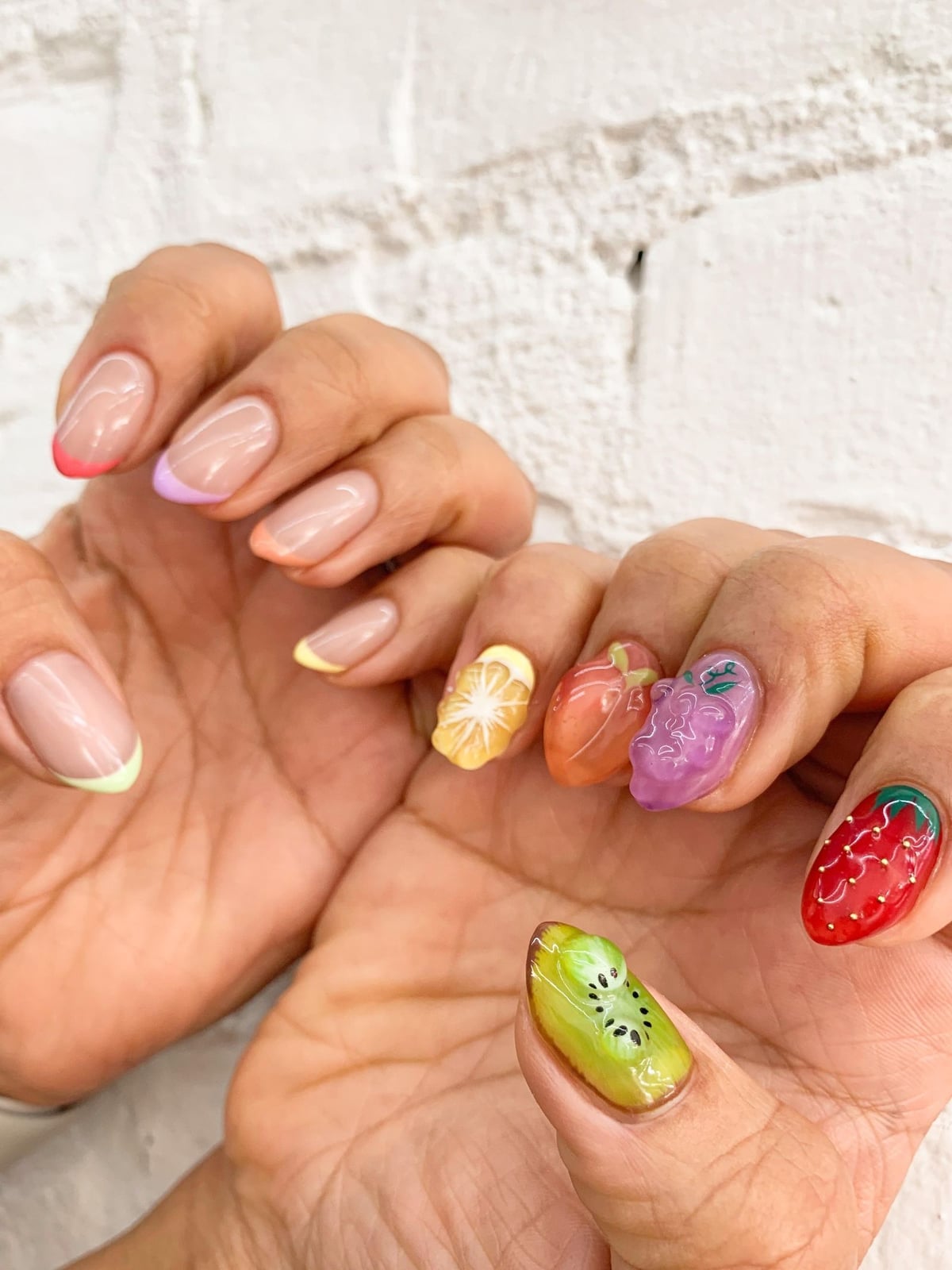 Medium Oval 3D Fruit Charms with Pastel French Tips Medium Oval 3D Fruit Charms with Pastel French Tips — 3D Nails Art Ideas