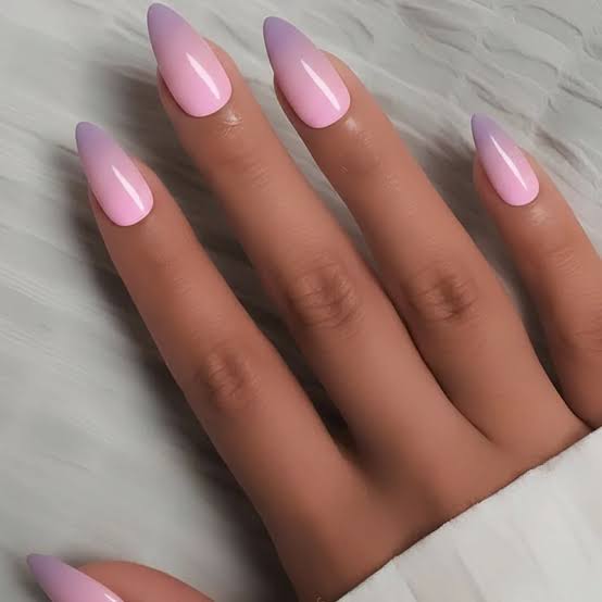 Medium Almond Pink to Lavender Gradient Medium Almond Pink to Lavender Gradient — Acrylic Nails Almond Ideas