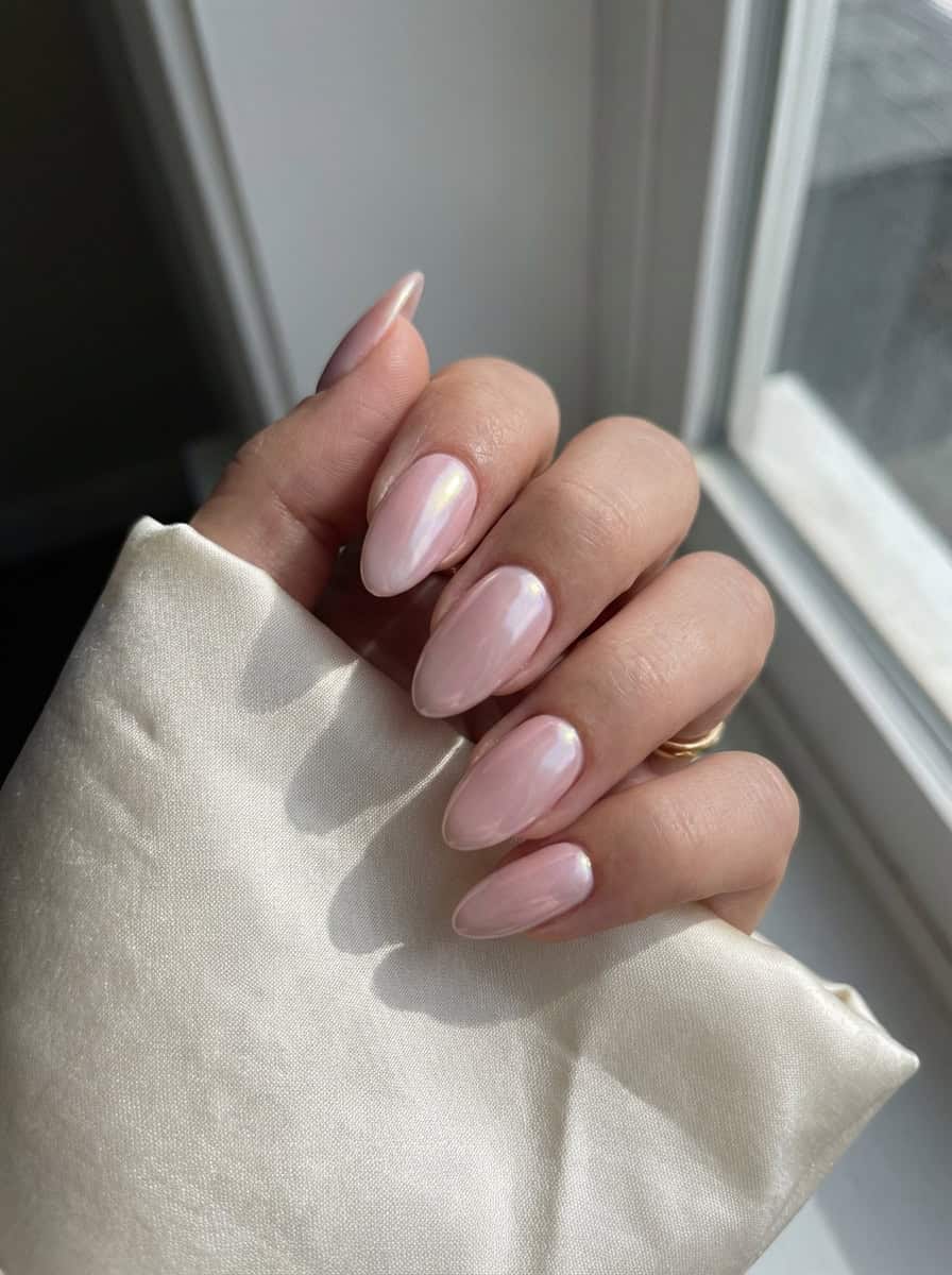 Medium Almond Pale Pink Pearlescent Shimmer Medium Almond Pale Pink Pearlescent Shimmer — Acrylic Nails Almond Ideas
