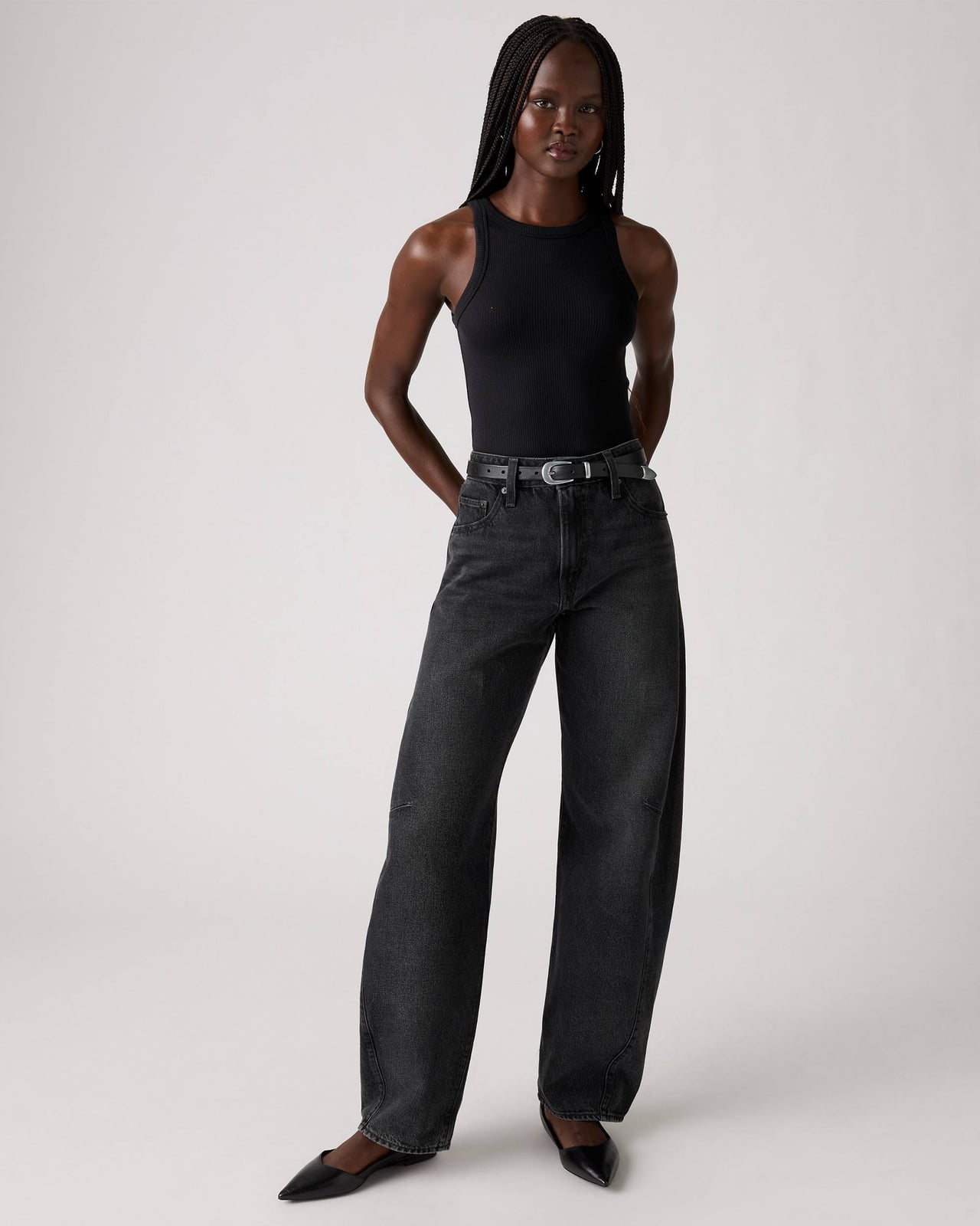Black Barrel Jeans With Ribbed Tank Black Barrel Jeans With Ribbed Tank — Aesthetic Black Barrel Jeans Outfit