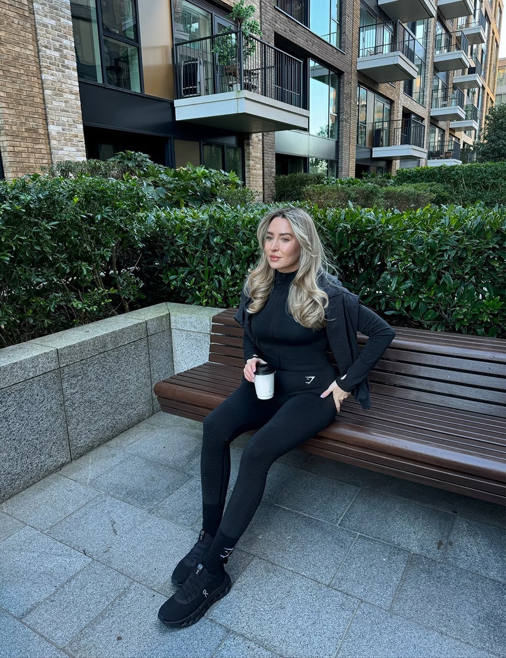Athleisure Set With Textured Leggings Athleisure Set With Textured Leggings — Aesthetic Black Leggings Outfit