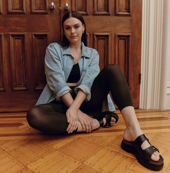 Casual Denim Jacket With Platform Sandals, Close-Up Take Casual Denim Jacket With Platform Sandals, Close-Up Take — Aesthetic Black Leggings Outfit