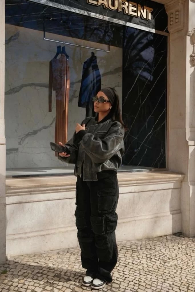 Cargo Sweatpants With Bomber Jacket — Aesthetic Black Sweatpants Outfit