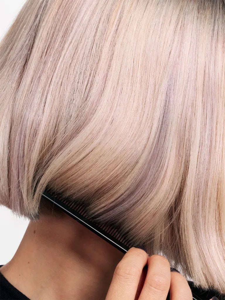 Mid-Back Platinum Blonde With Wispy Bangs Mid-Back Platinum Blonde With Wispy Bangs — Aesthetic Blonde Hair