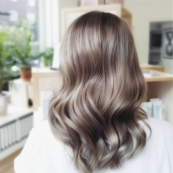 Collarbone Lob With Dark Blonde Balayage Collarbone Lob With Dark Blonde Balayage — Aesthetic Blonde Hair