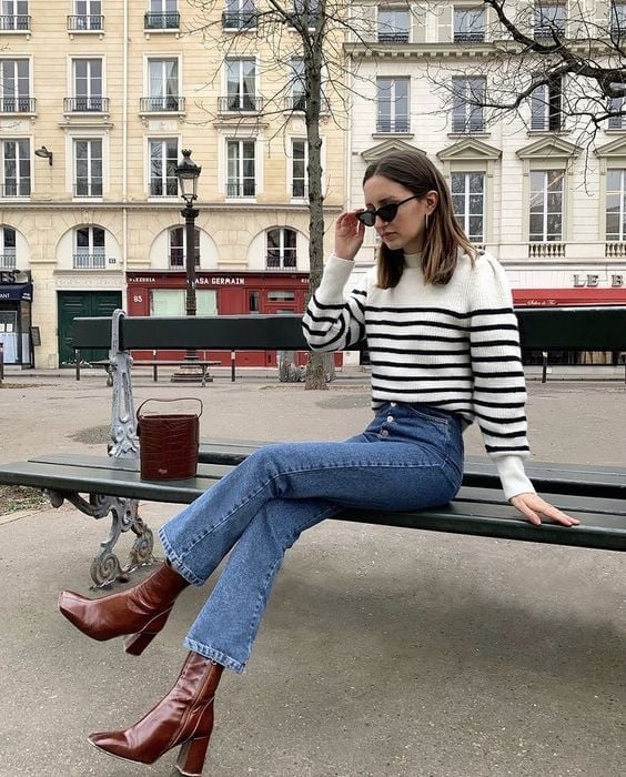 Striped Sweater with Flare Jeans and Brown Boots Striped Sweater with Flare Jeans and Brown Boots — Aesthetic Date Night Outfits