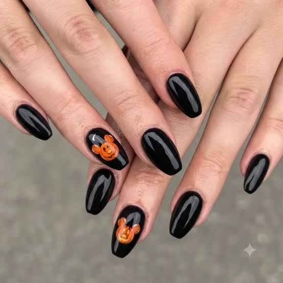 Medium Coffin Jack Skellington Faces — Aesthetic Disney Nails