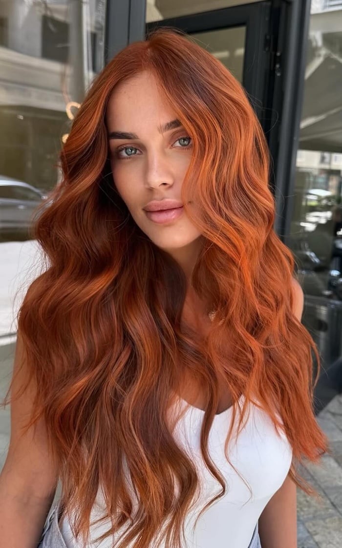 Vibrant Ginger Copper Balayage Mid-Back Waves Vibrant Ginger Copper Balayage Mid-Back Waves — Aesthetic Ginger Hair