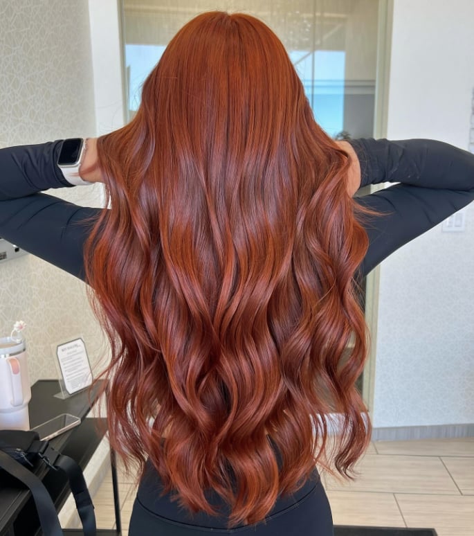 Rich Copper Ginger With Lived-In Effect Rich Copper Ginger With Lived-In Effect — Aesthetic Ginger Hair